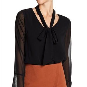 NEW line & dot rima scarf blouse